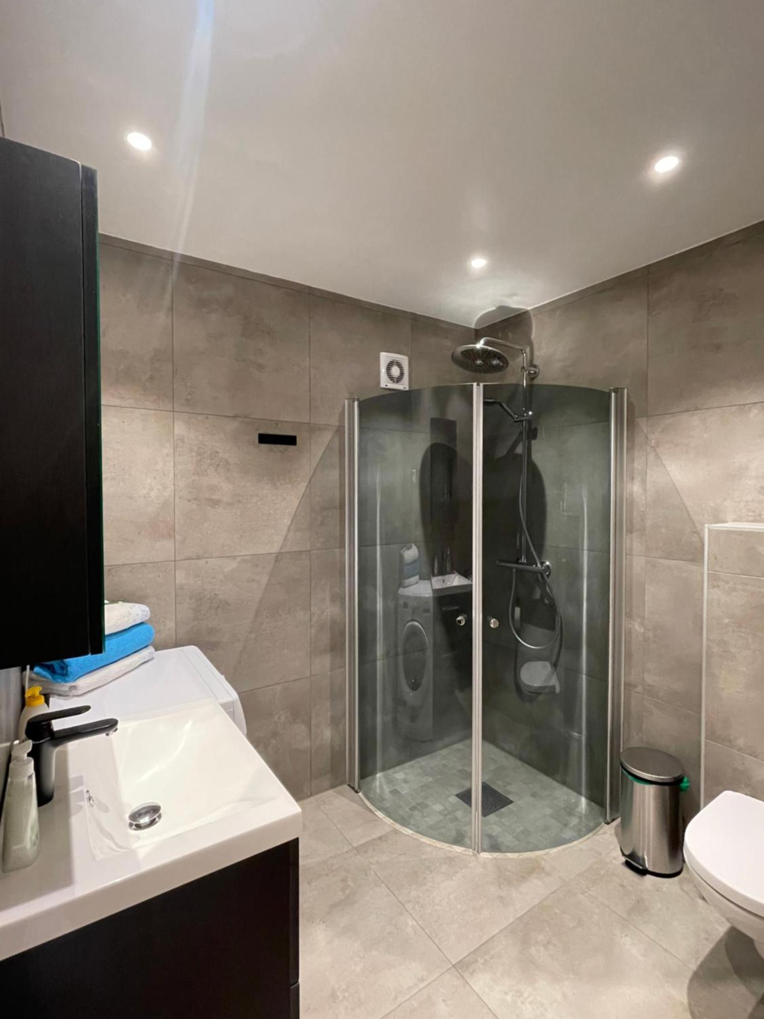 Home For Your Trip 10 Minutes From Oslo Airport With Free Parking Klofta Buitenkant foto